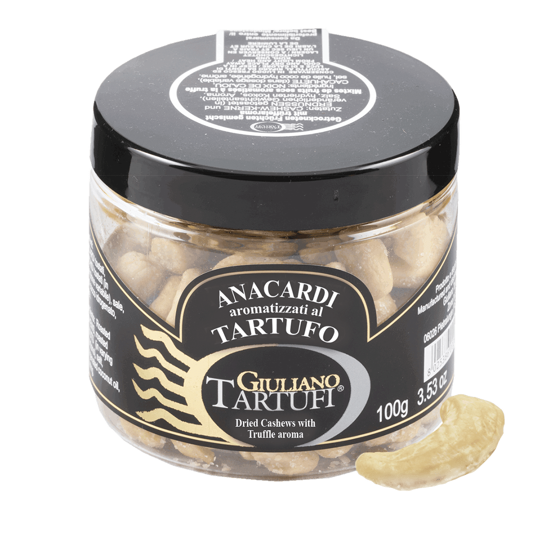 Cashew nuts with summer truffles